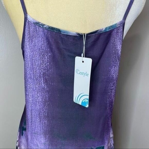 New Womens Medium Tank Top Purple V Neck handkerchief Hem - Picture 13 of 16